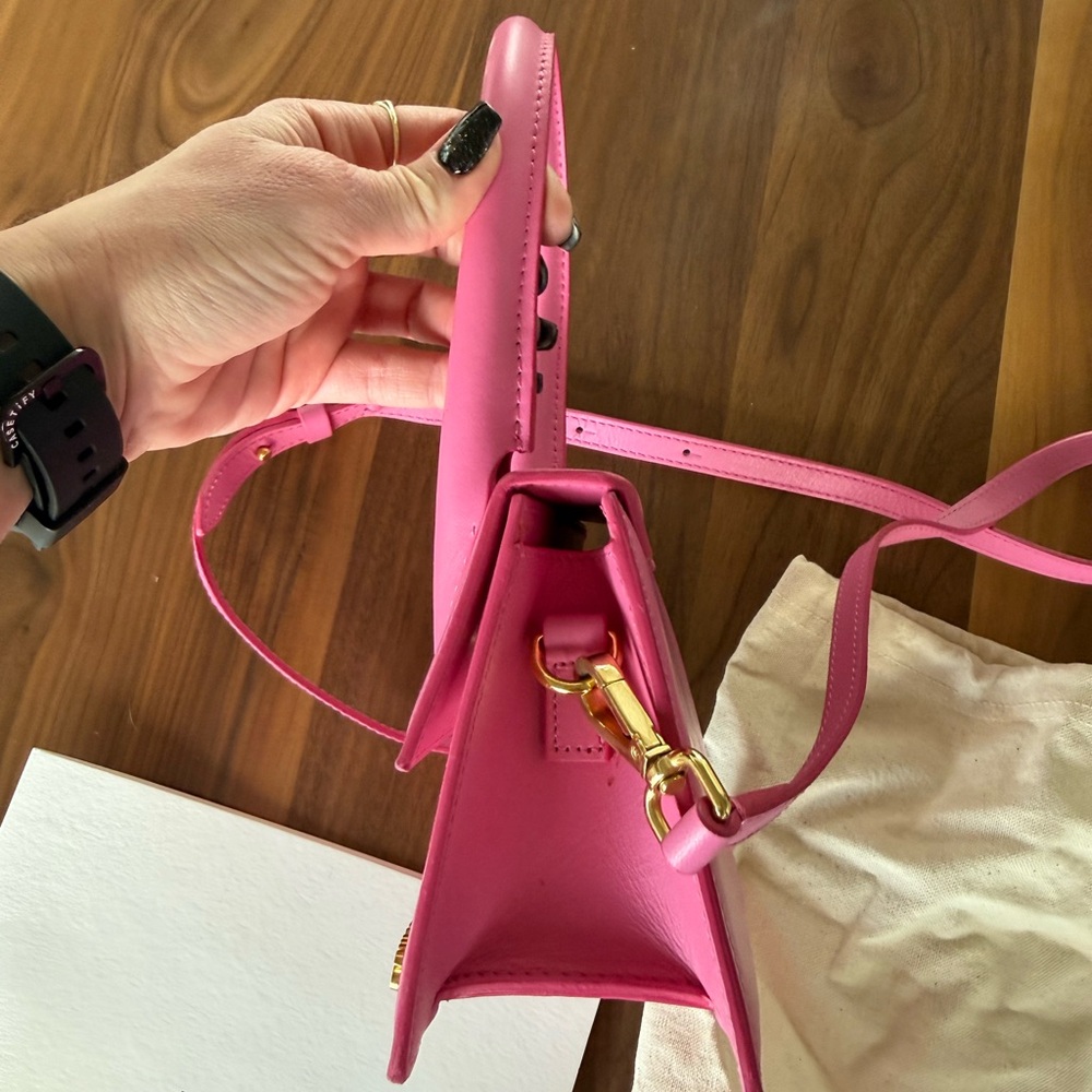 Jacquemus Medium Chiquito Bag with Shoulder Strap, hot pink - Picture 3 of 9